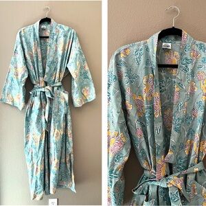 Natural Habitat Floral Watercolor Long Kimono Robe